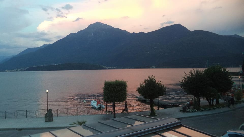Balcony/Terrace, Lake view, Lake view, Mountain view