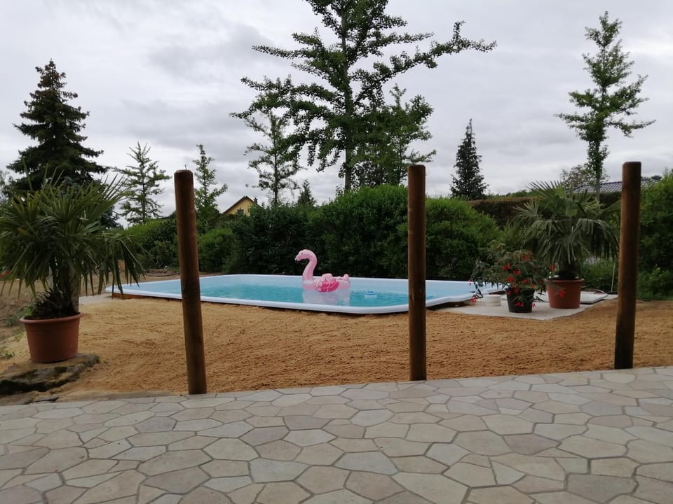 Pool view, Swimming pool, Family
