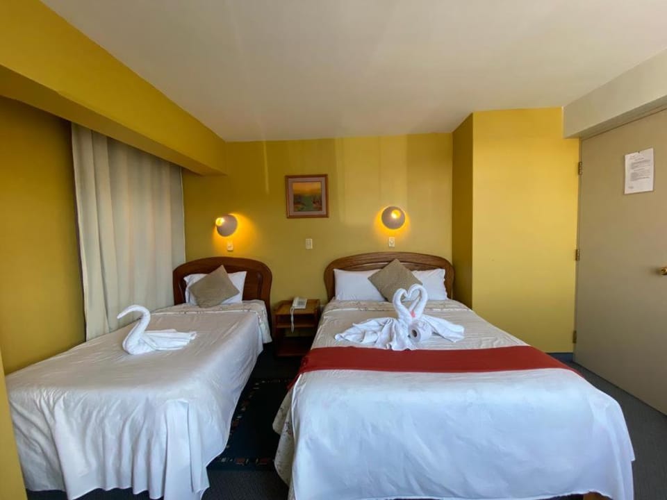 Bed, Photo of the whole room, towels
