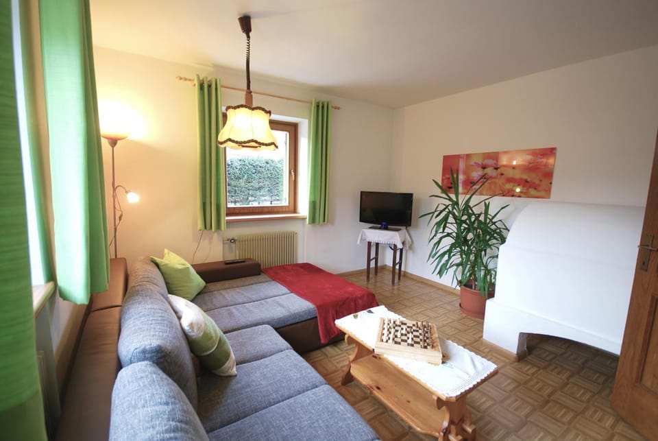 Appartements Hoferhof Farm Stay in Prags