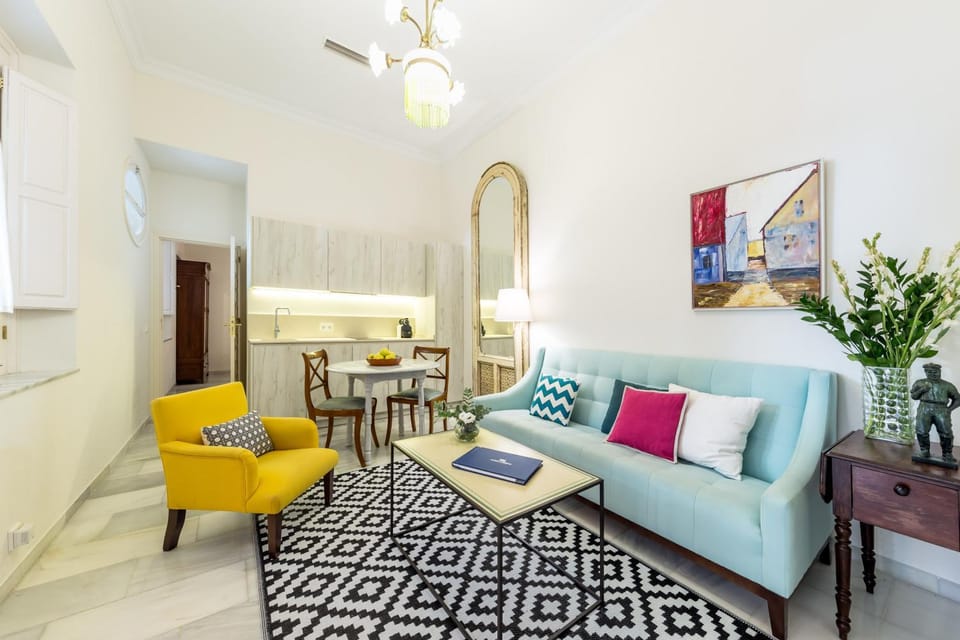 Communal lounge/ TV room, Living room