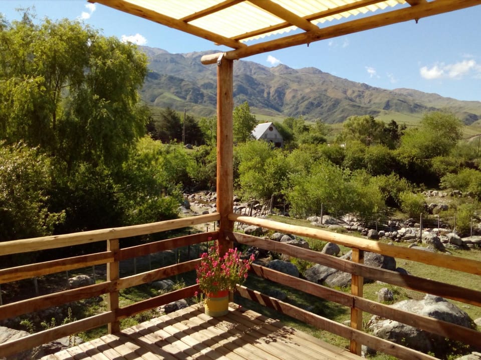 Off site, Balcony/Terrace, Mountain view, River view