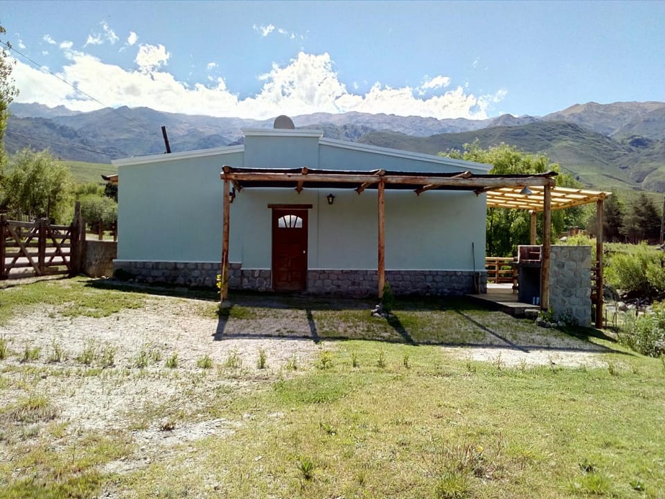 Facade/entrance, Off site, BBQ facilities, Garden