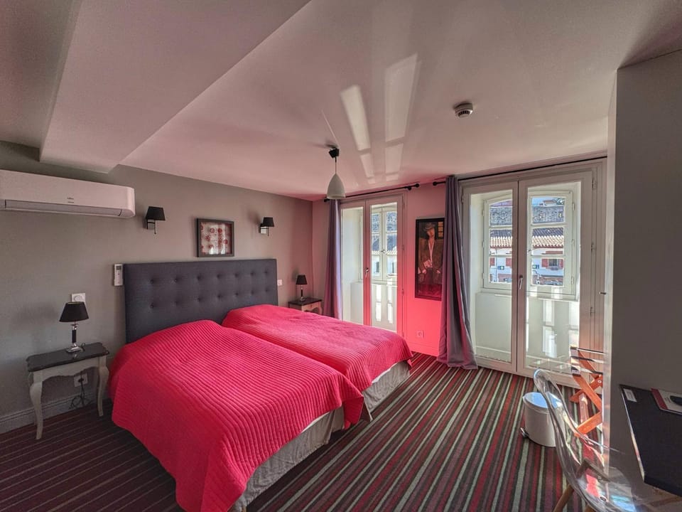 Hôtel Itzalpea Hotel in French Basque Country