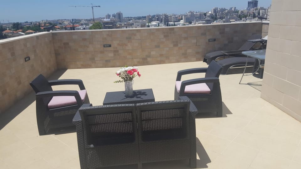 Penthouse In The City Apartment in Center District