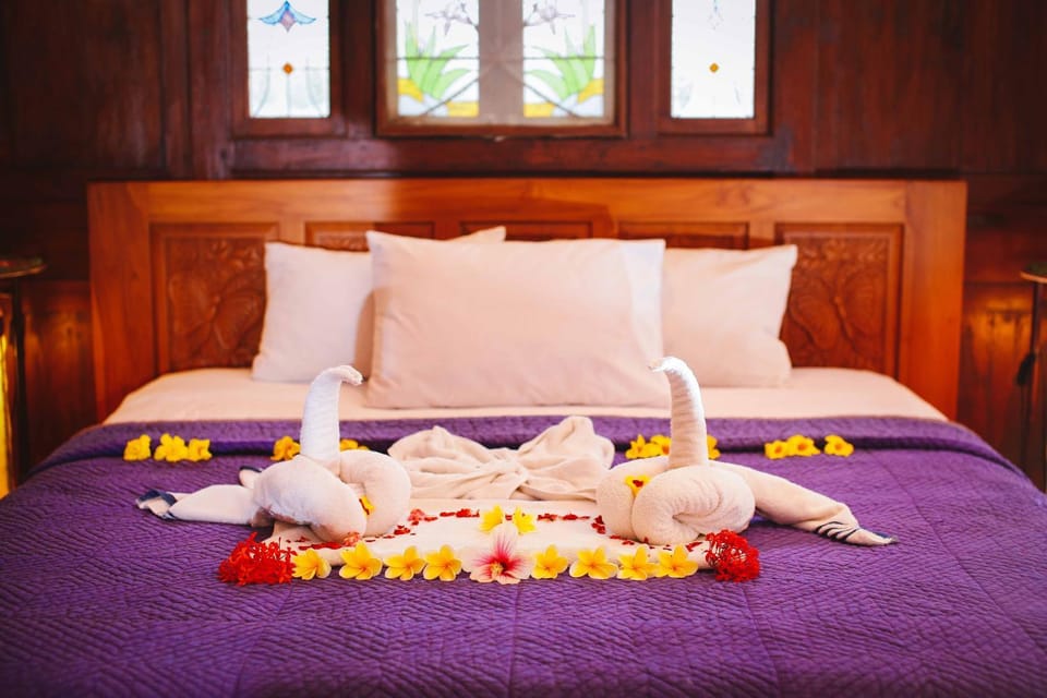 Bed, Banquet/Function facilities, Bedroom