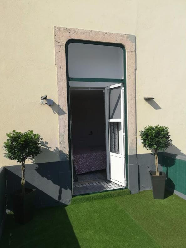 Residencial S Juliao AL Bed and Breakfast in Coimbra District, Portugal