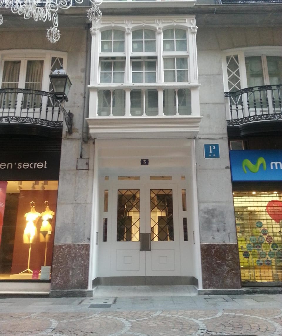 Facade/entrance