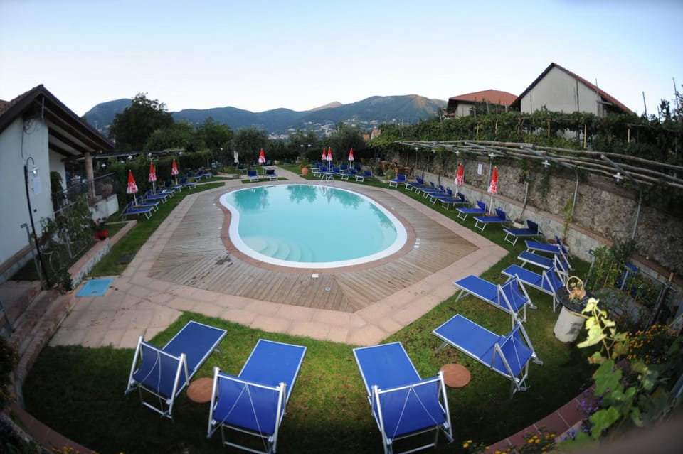 Garden, Hot Tub, Solarium