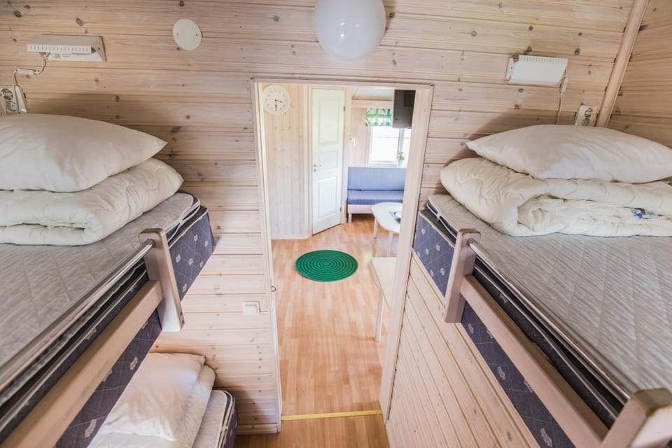 Bed, Bedroom, bunk bed