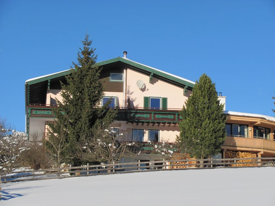 Property building, Winter, Mountain view