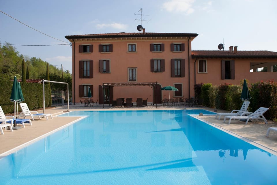 Swimming pool, Swimming pool