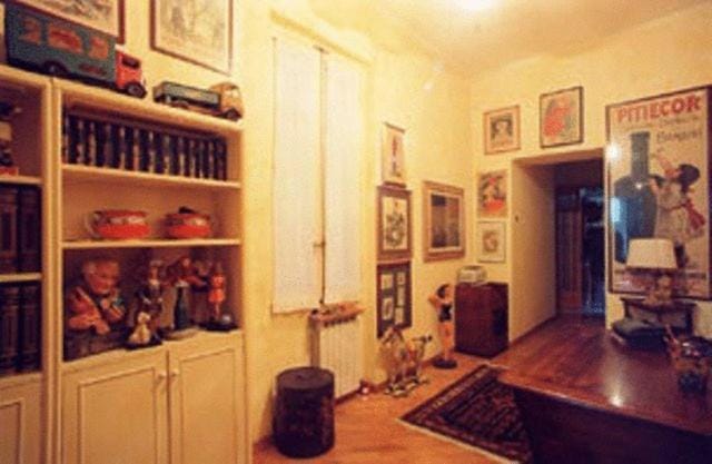 Lounge or bar