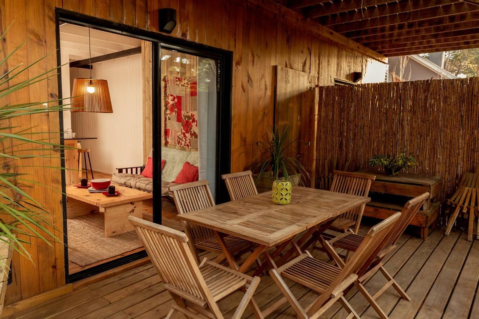 Property building, BBQ facilities, Balcony/Terrace