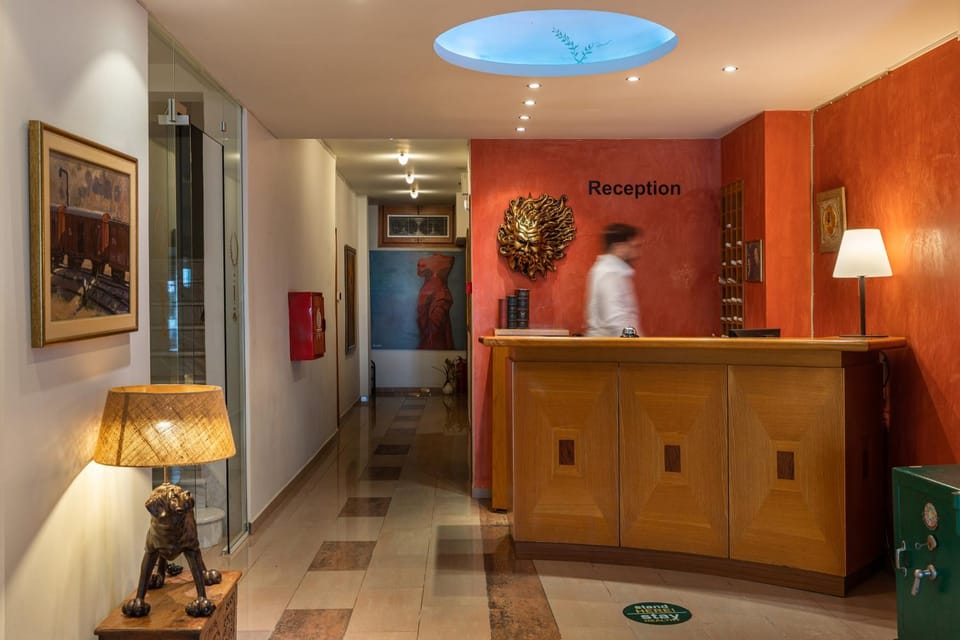 Staff, Lobby or reception