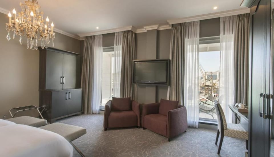 Queen Victoria Hotel by NEWMARK Hotel in Cape Town