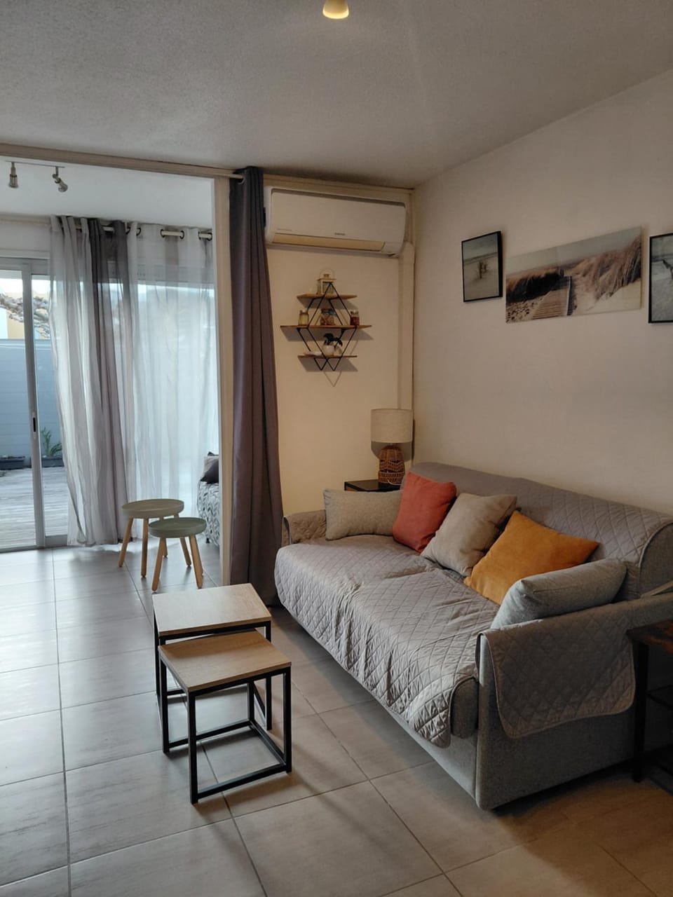 Beau studio avec grande terrasse Apartment in La Grande-Motte