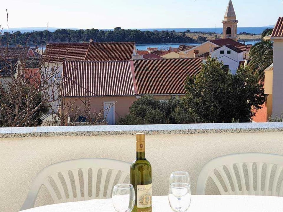 Balcony/Terrace, City view, Drinks