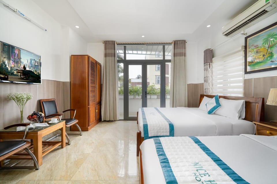 Nice House Hotel - Near My Khe Beach Hotel in Da Nang