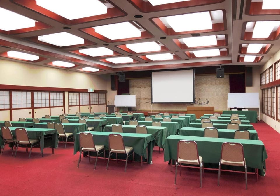 Business facilities, Meeting/conference room, Area and facilities