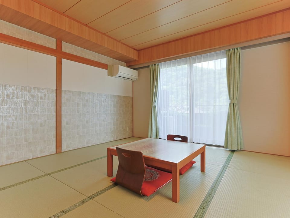 Itoen Hotel Hakone Yumoto Ryokan in Hakone