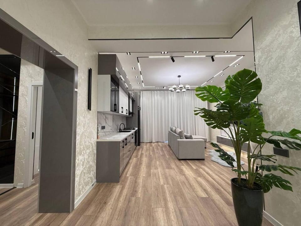 Kitchen or kitchenette, minibar, oven