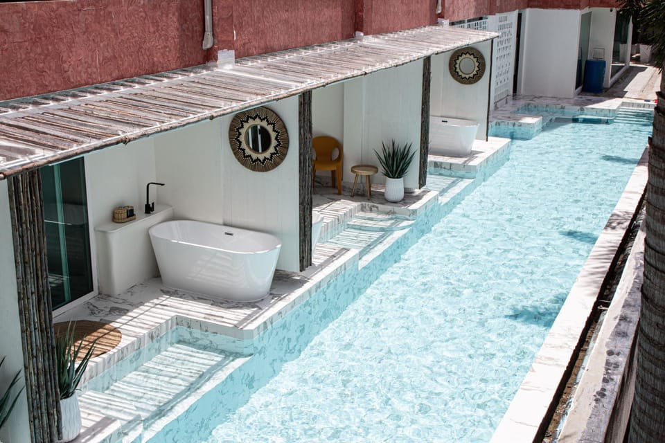 Swimming pool