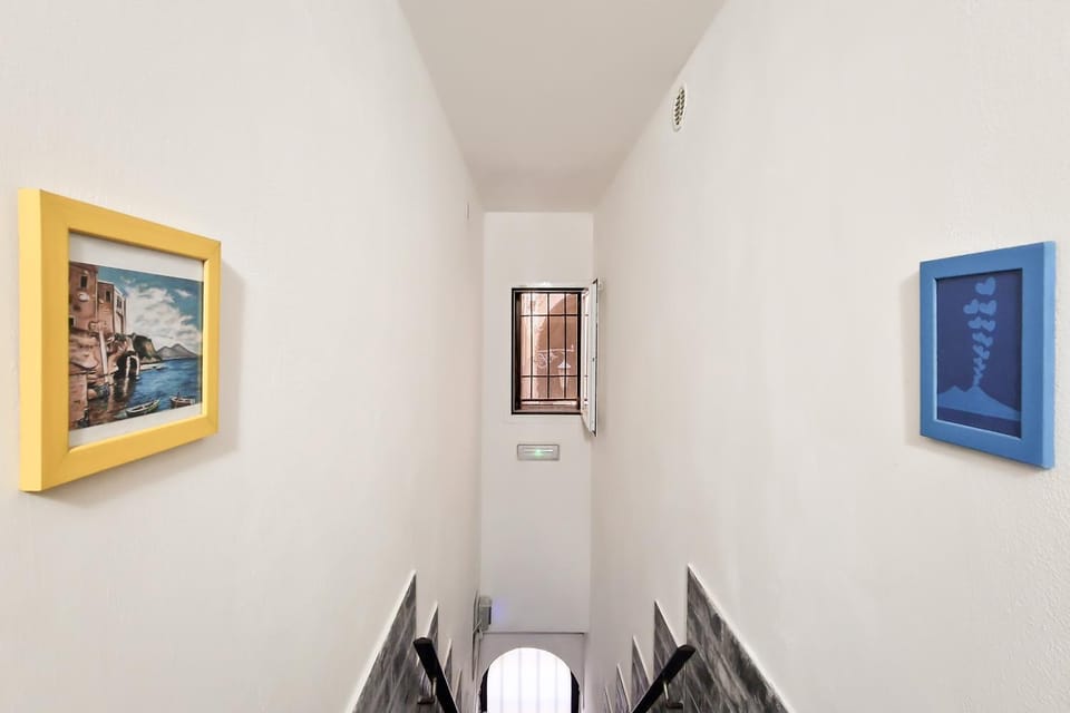 Domus 19 Bed and Breakfast in Naples