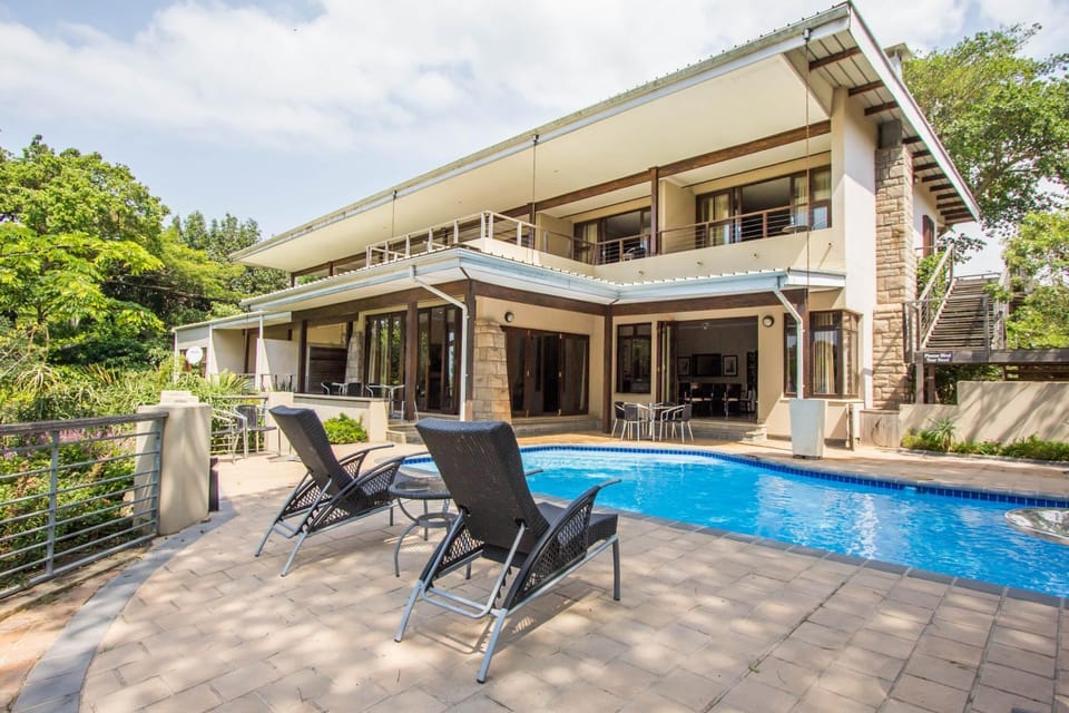 Property building, Swimming pool, Swimming pool