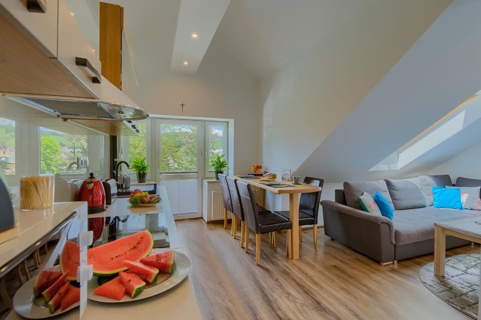Kitchen or kitchenette, Living room
