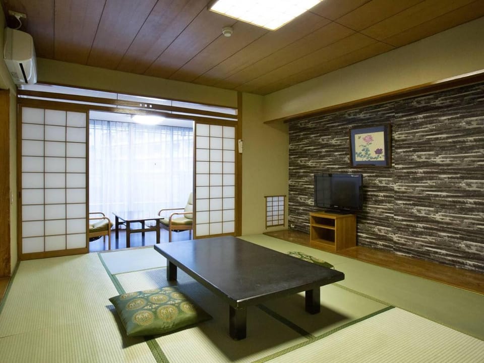 Hotel Oonoya Ryokan in Shizuoka Prefecture