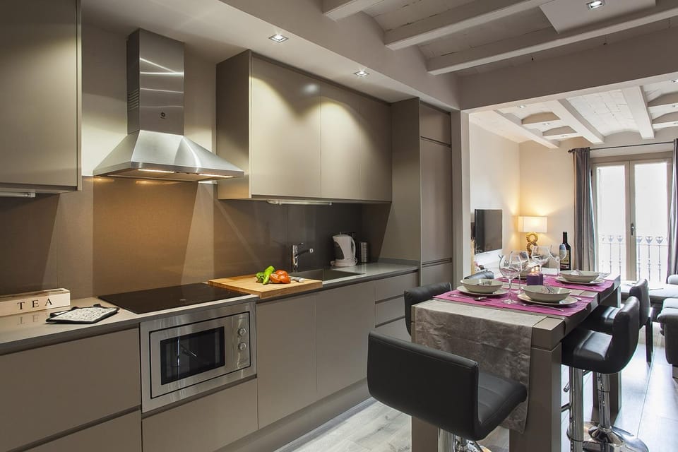 Kitchen or kitchenette, Living room, Dining area