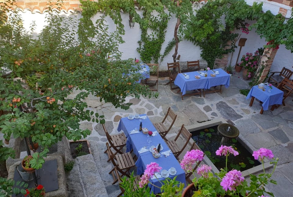 Garden view, Breakfast