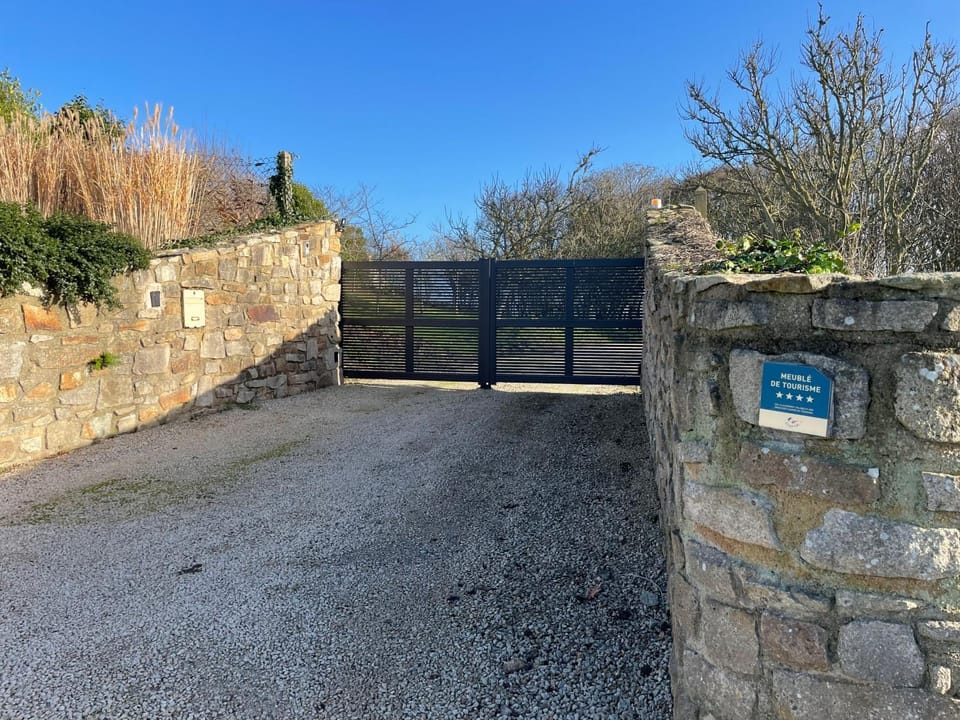 Location Tromeal Lasalle meublé de tourisme 4 étoiles Apartment in Finistere