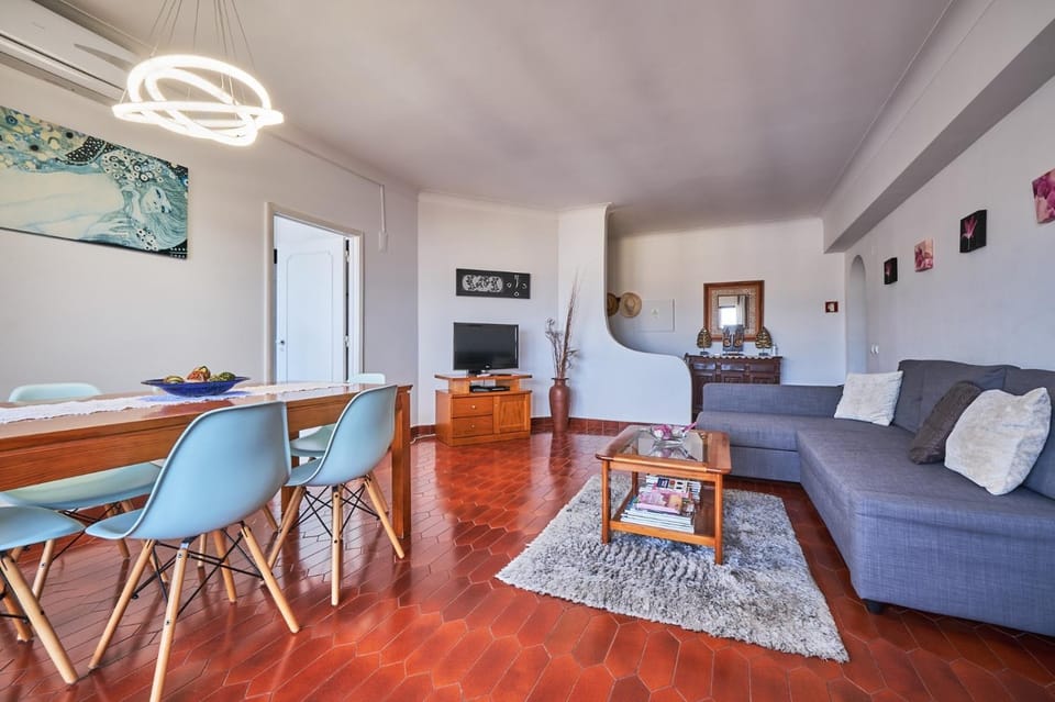 Aiyra Beach House Apartment in Costa da Caparica