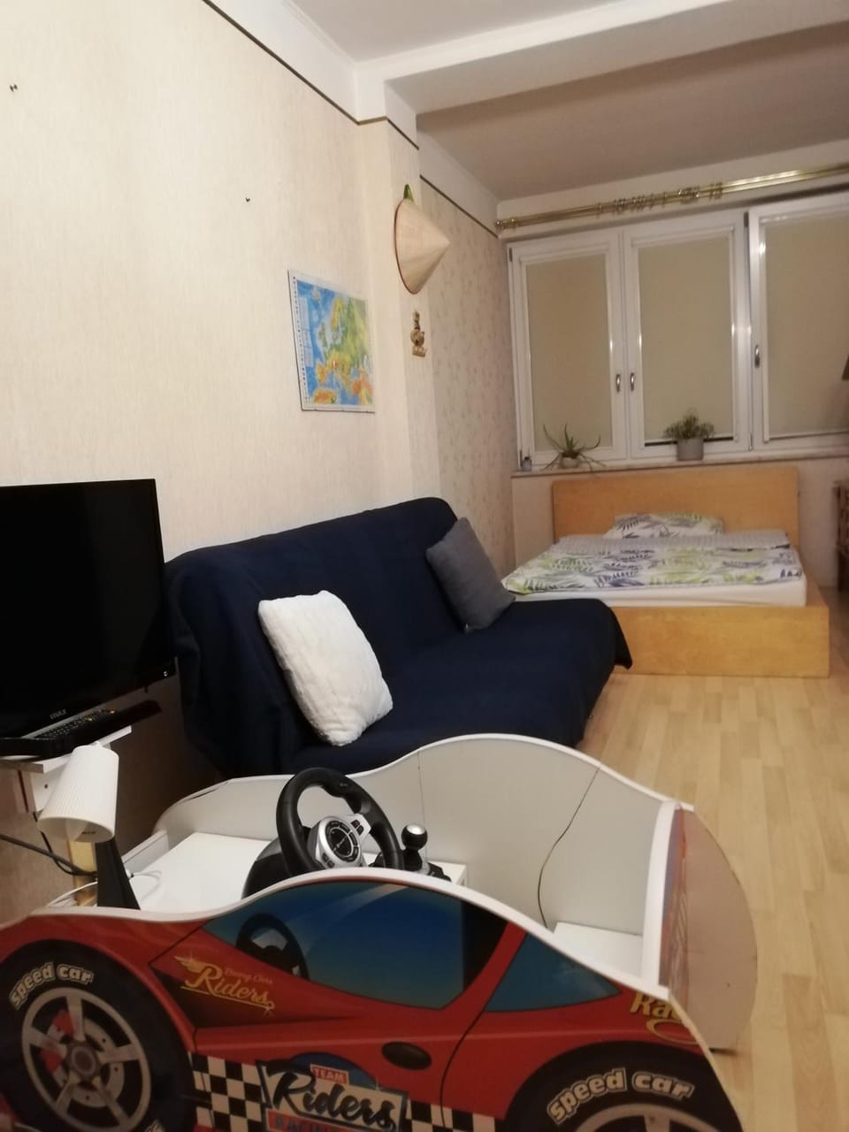 Photo of the whole room