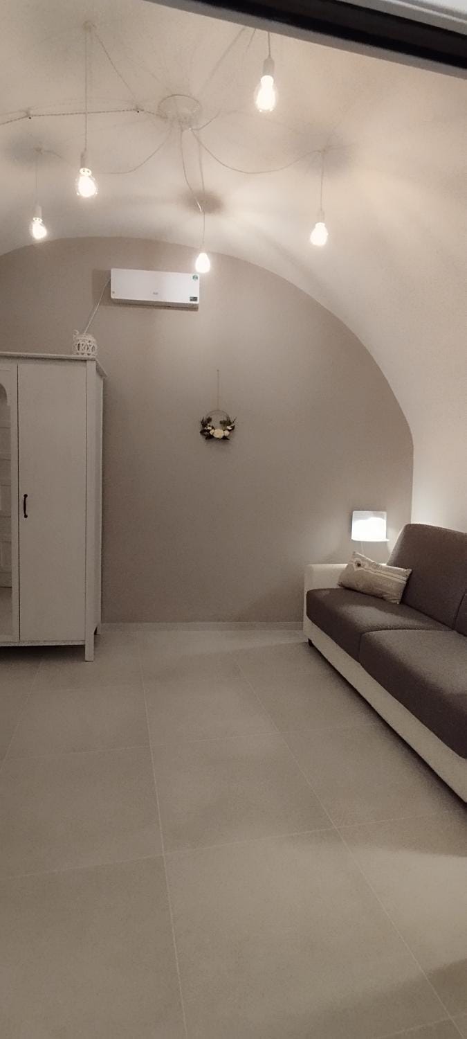 Living room, Photo of the whole room, wardrobe