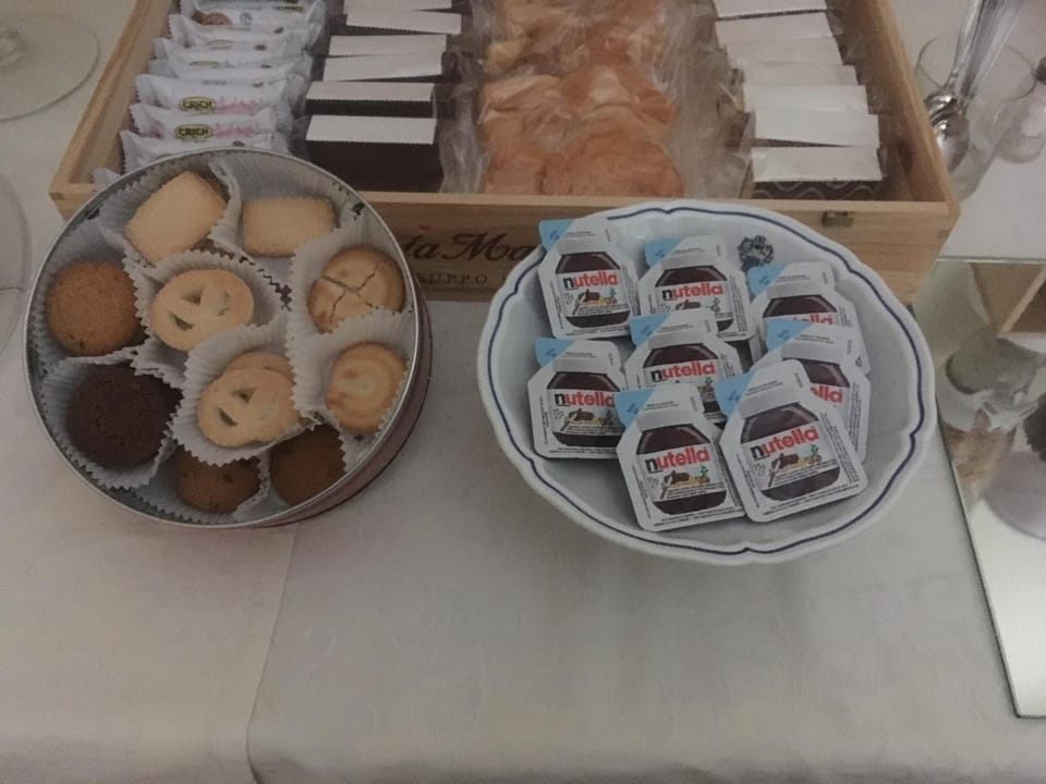 Food and drinks, Food, Breakfast