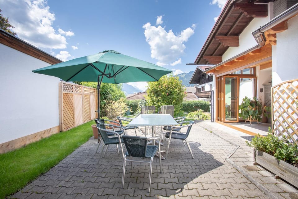 Spring, Day, Garden, View (from property/room), Balcony/Terrace, Garden view