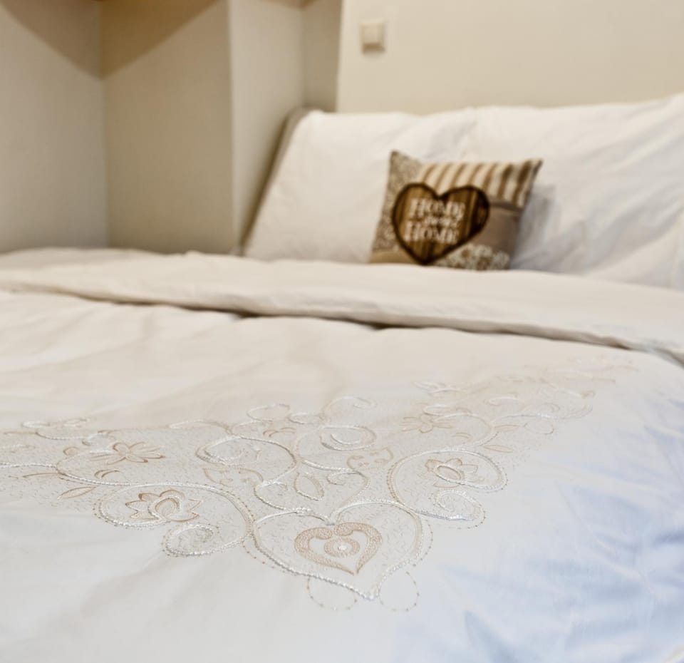 Bed, Decorative detail