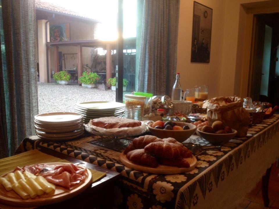 Continental breakfast