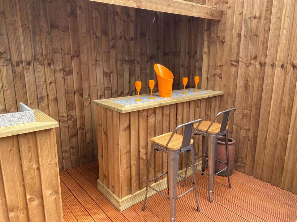 Mason Street Apartment Sleeps 16 Apartment in Manchester