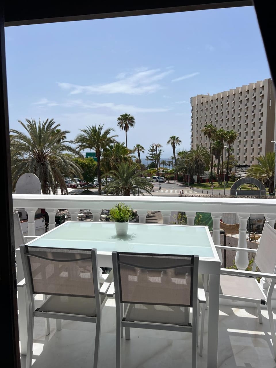 Day, View (from property/room), Balcony/Terrace, Seating area, Dining area, Sea view