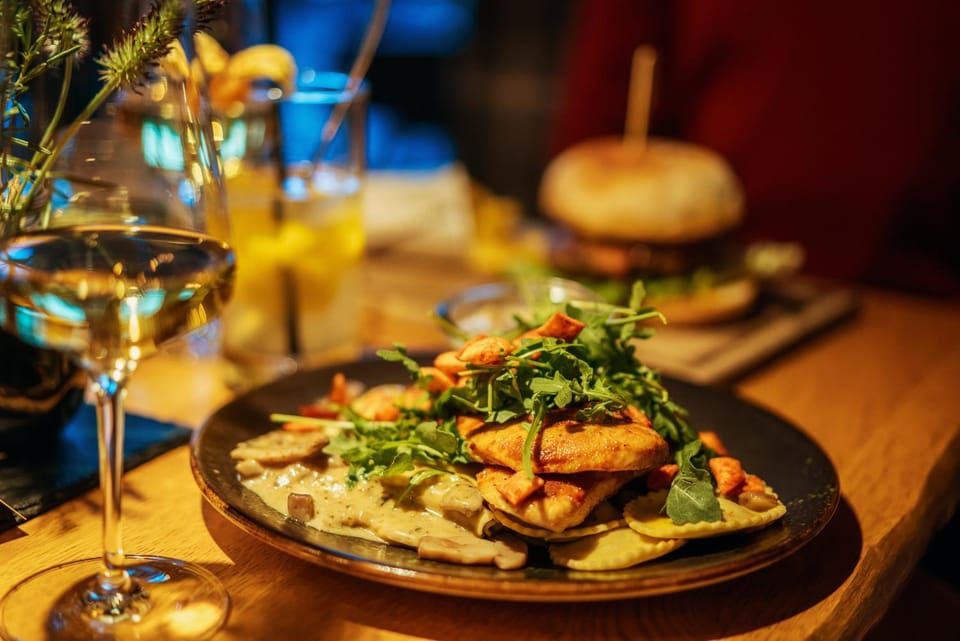Restaurant/places to eat