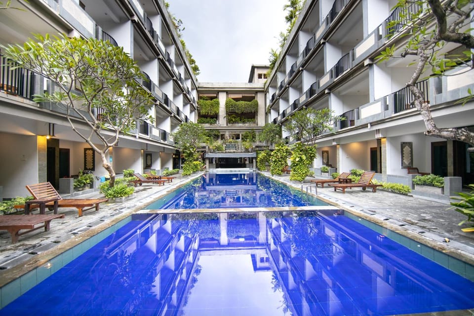 Property building, Swimming pool