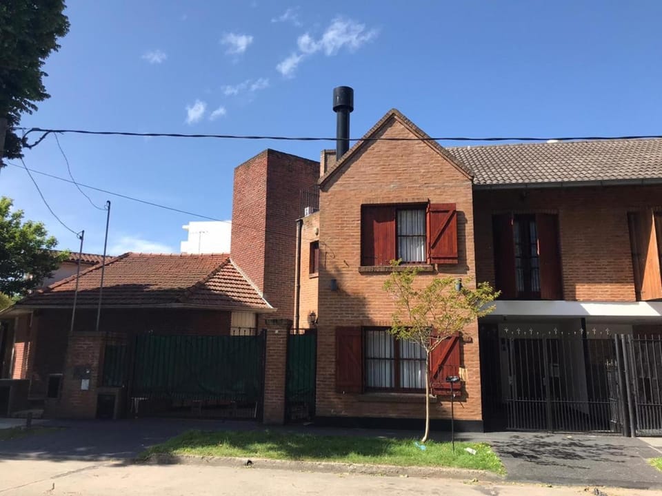 Casa Barrio Güemes House in Mar del Plata