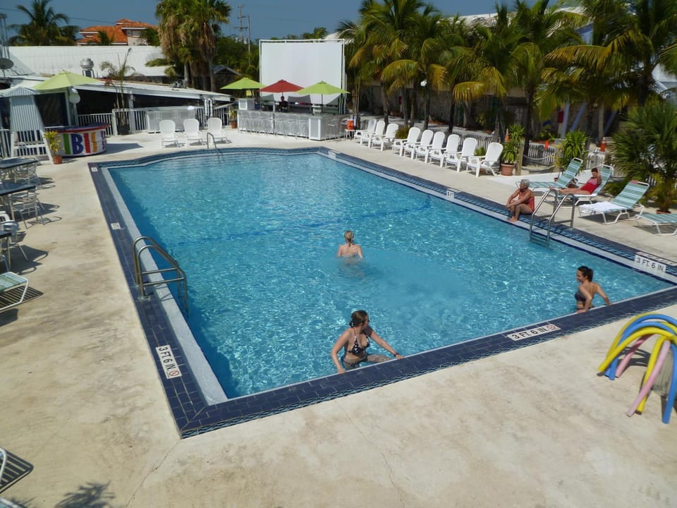 Fishing, Snorkeling, Windsurfing, Cycling, Swimming pool, Swimming pool