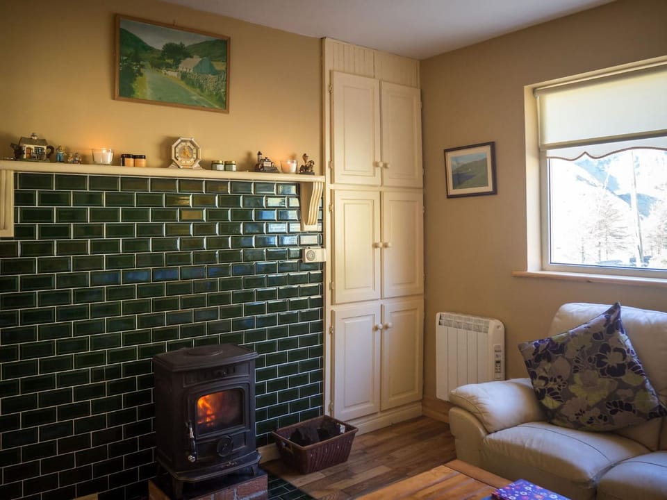 Communal lounge/ TV room, Living room