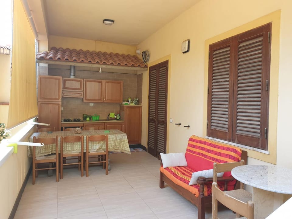 Patio, Balcony/Terrace