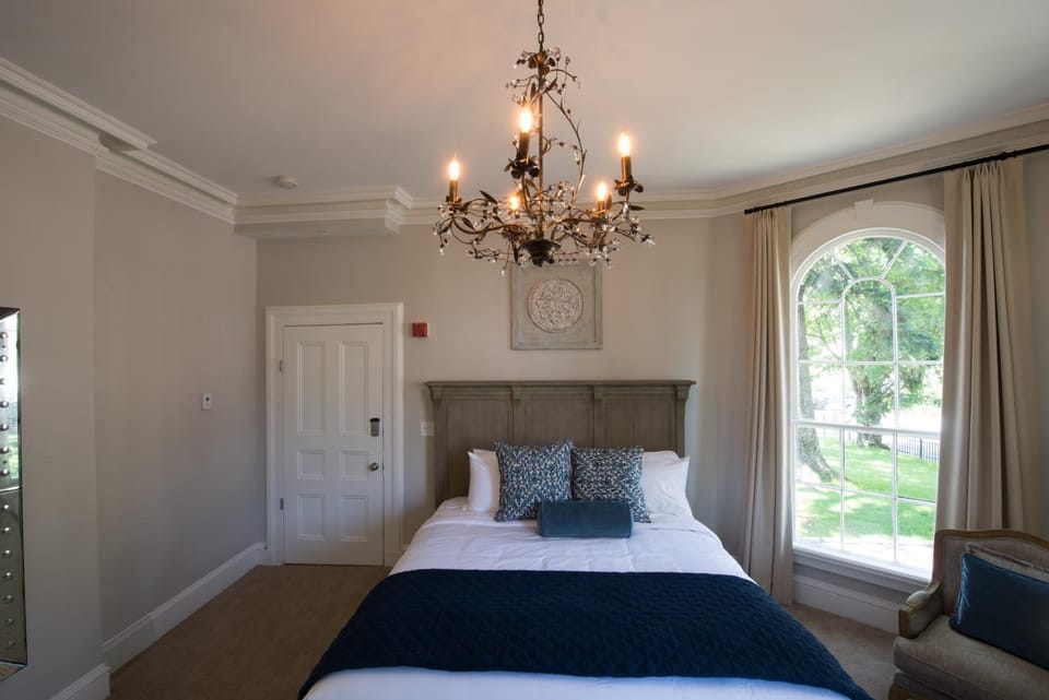 Serenity Inn Newport Inn in Newport